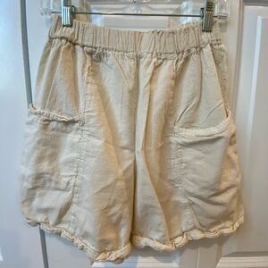 Vintage 100% cotton short with pockets